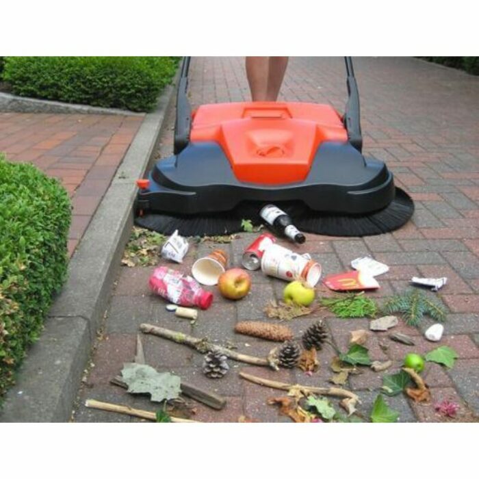 Bissell Battery powered Triple Brush Push Power Sweeper